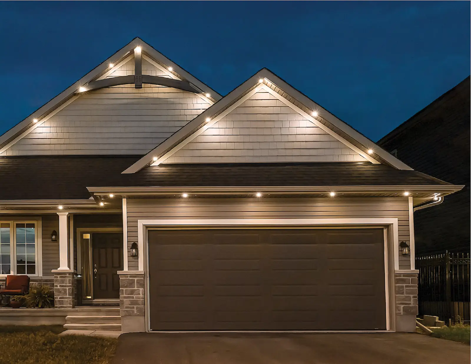 Backyard pool lighting